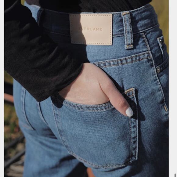 Everlane Lightweight distressed THE SUMMER JEAN Straight Jeans Classic Size 25 - Picture 2 of 16